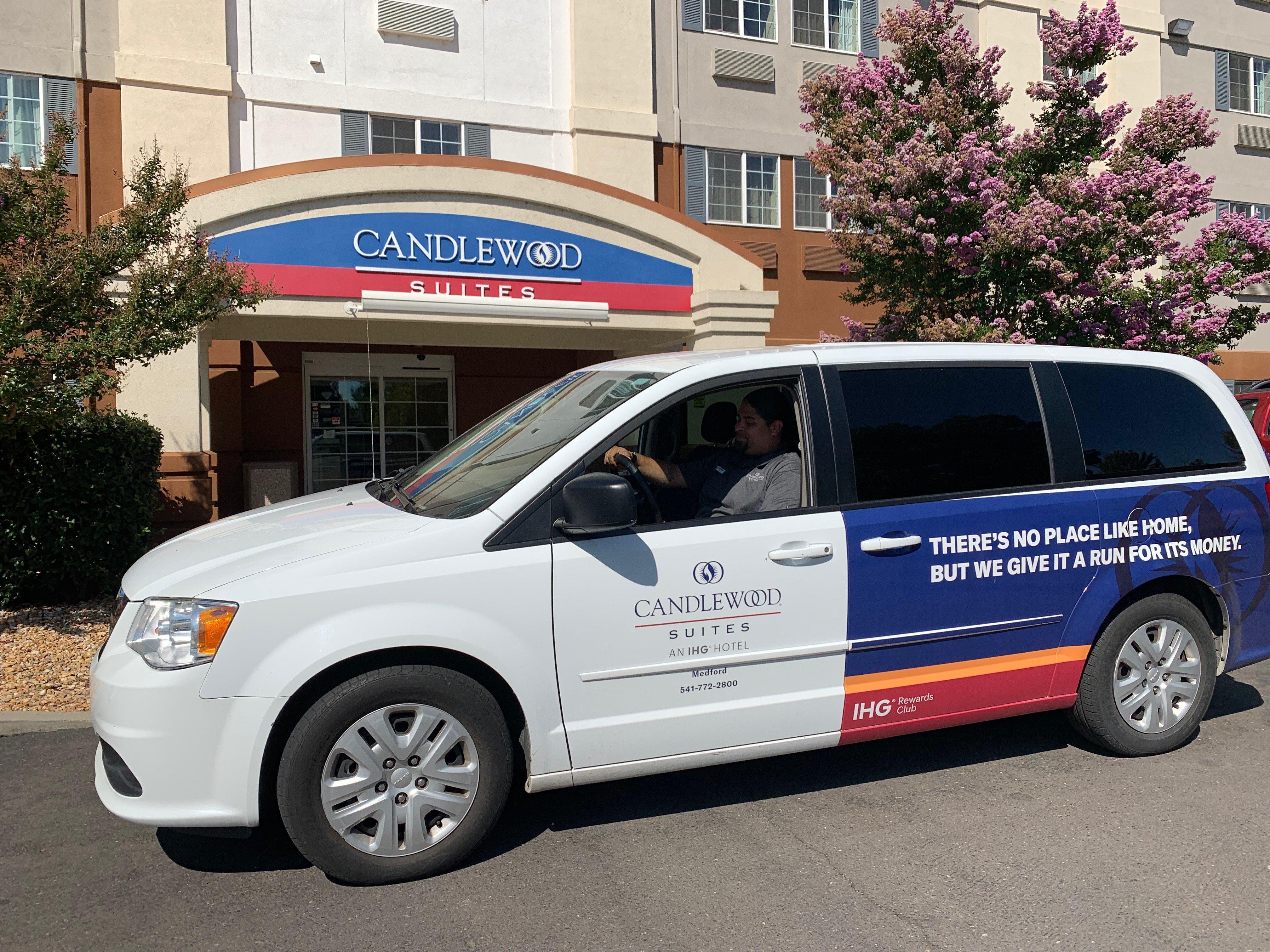Candlewood Suites Medford By Ihg Buitenkant foto