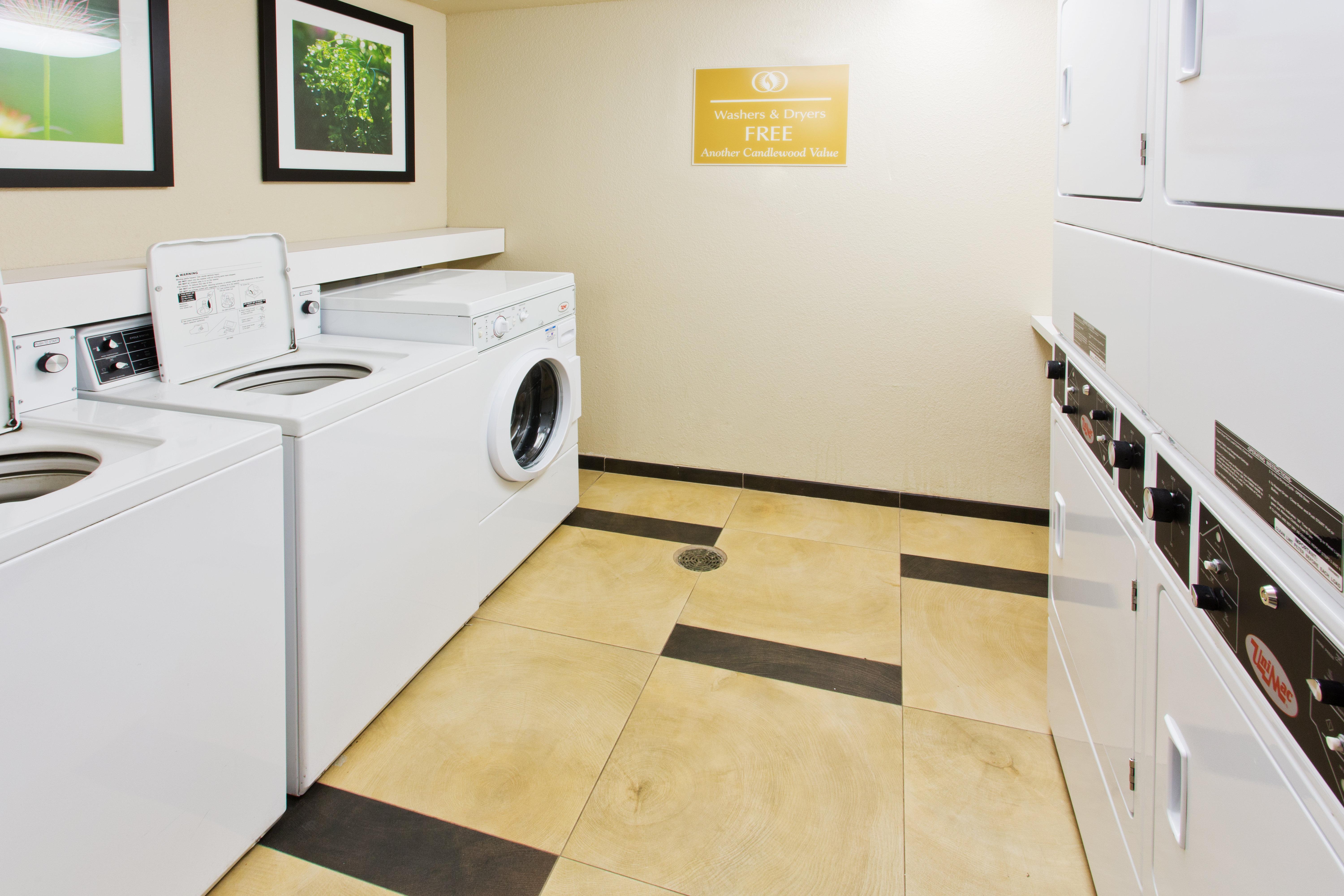 Candlewood Suites Medford By Ihg Buitenkant foto